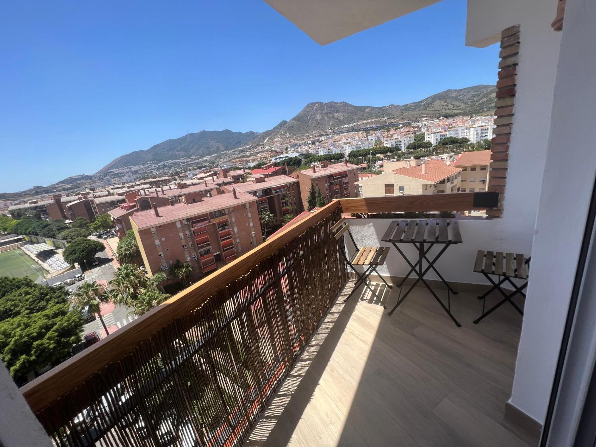 Apartment Great In The Piscis Building, Located In Coast Benalmádena